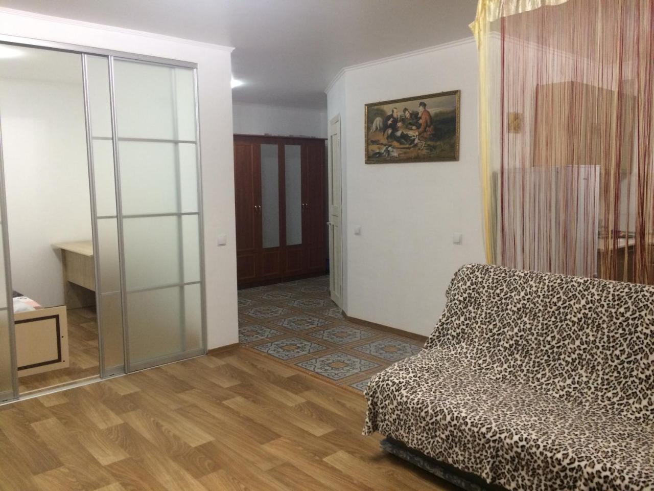 بولتافا Studio Apartment In Center المظهر الخارجي الصورة