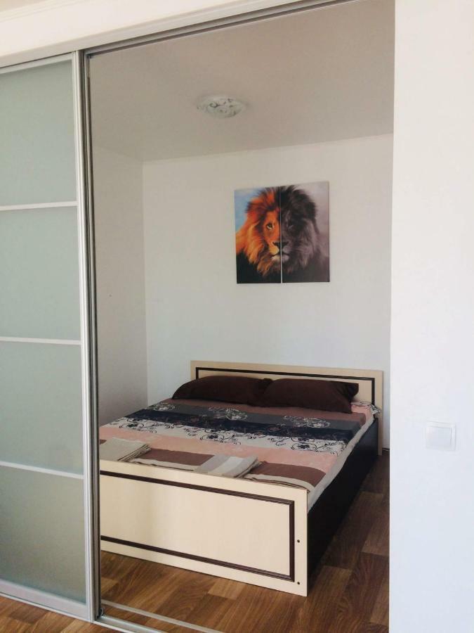 بولتافا Studio Apartment In Center المظهر الخارجي الصورة